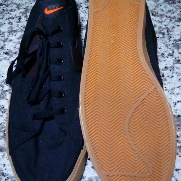 Nike !egacy low Top Sneakers - Picture 5 of 9